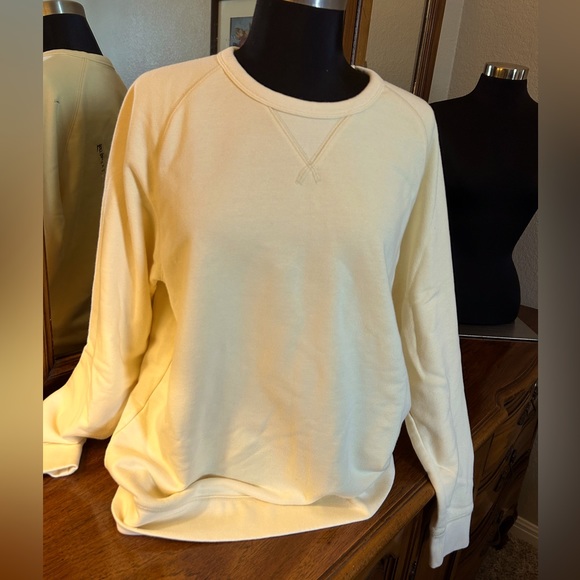 Lands' End Cream Sweatshirt - Picture 1 of 4